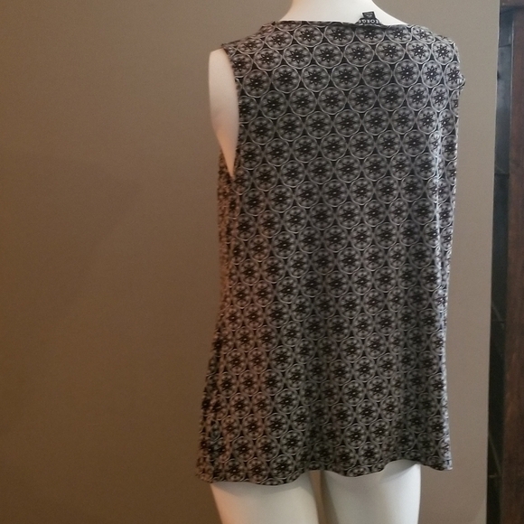 George  large - Picture 3 of 3